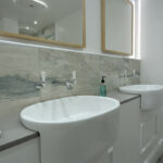 Luxury Bathroom with Bath at the Tannochbrae B&B in Dufftown, Scotland