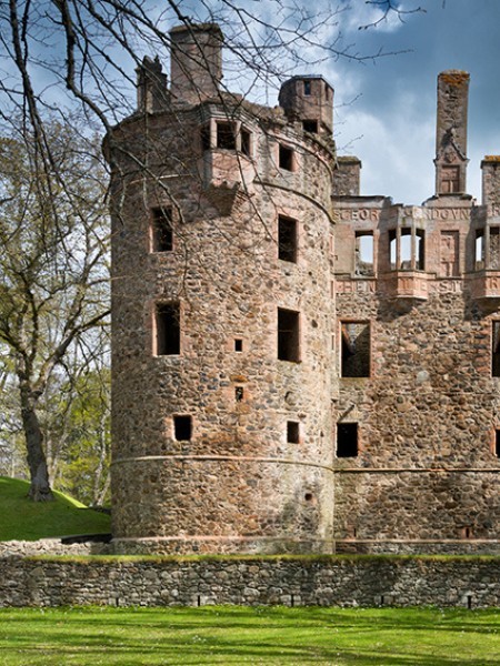 Huntly Castle