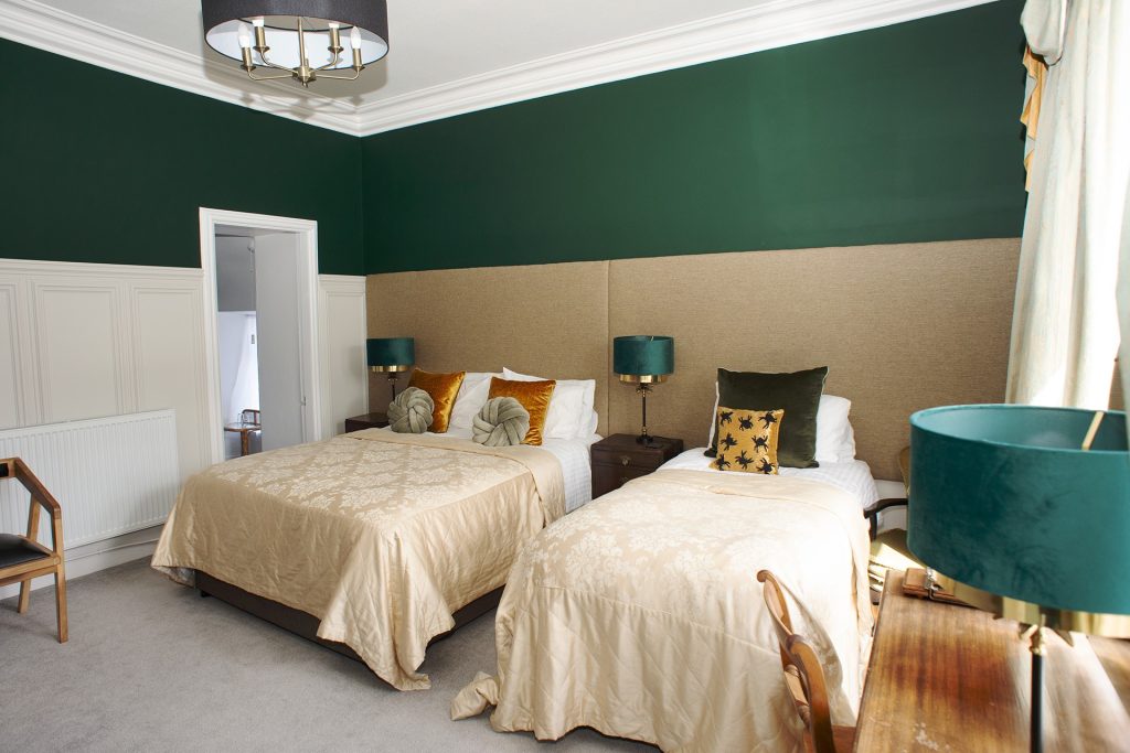 Room 6, Double Triple Ensuite at the Tannochbrae in Dufftown