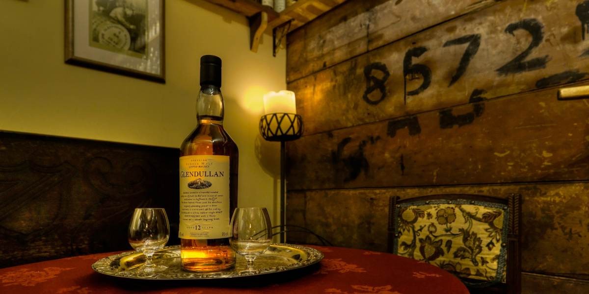 stables Stables Private Whisky Bar